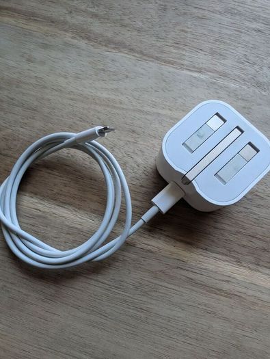 iPhone Power Adapter