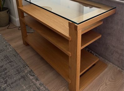 Entertainment stand