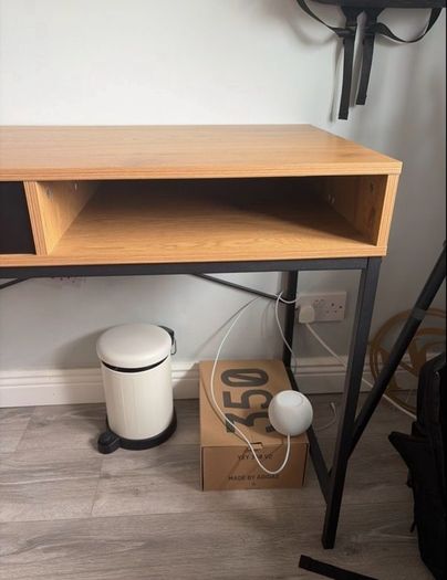 Jysk Desk and chair