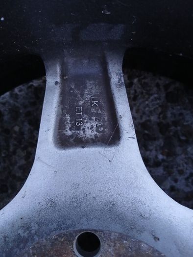 Brock b1 alloy and centre caps