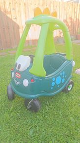 Little tikes car