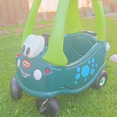 Little tikes car