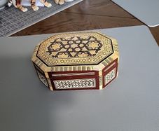 Trinket/jewellery box