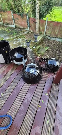 Weber Smokey Mountain Cooker 47cm smoker + cover + Weber Bluetooth thermometer