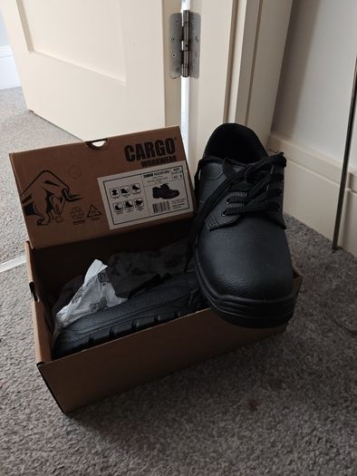 safety shoes