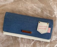 Samantha Thavasa Women's wallet