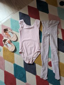 Girls ballet outfit - 5-6 years old