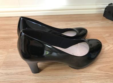 shoes size 41