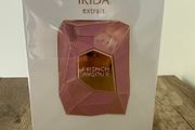 French Avenue Irida