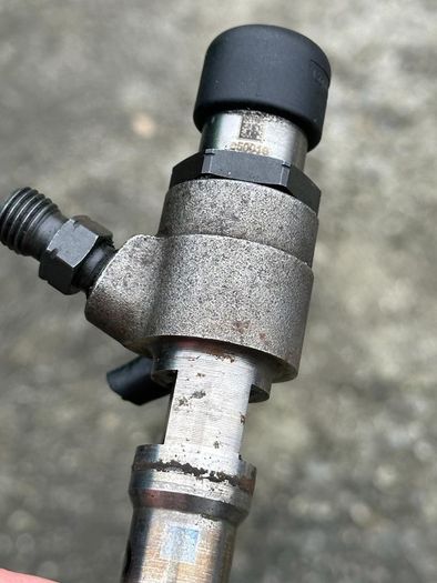 1.6 TDI injector
