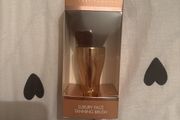 Bellamianta luxury tanning - luxury face tanning brush