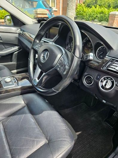 Mercedes E220 Estate - NCT to August 2027