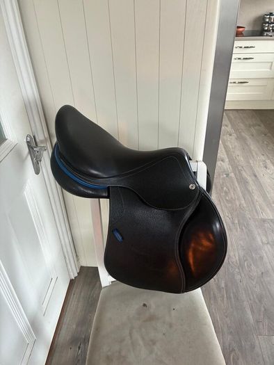 Brand new CWD 17.5 saddle