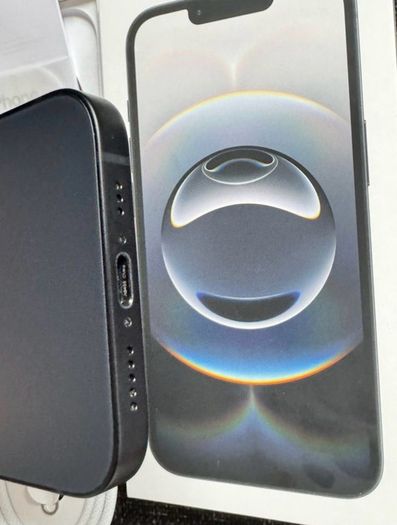 iPhone 16e Black 256GB, Unlocked to any Network