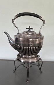 Kettle on Stand Display Collectable