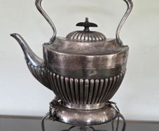 Kettle on Stand Display Collectable
