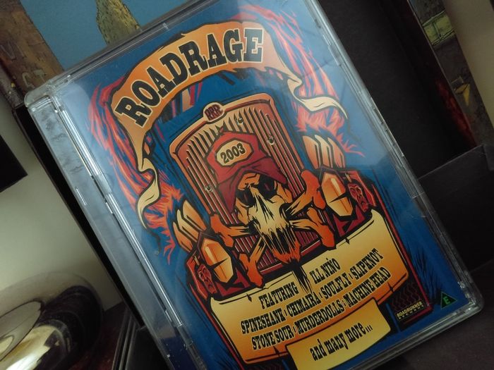 Roadrage ! 2003 ! DVD ! Featuring: Slipknot, Soulfly, Ill Nino and Many More !