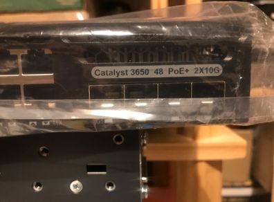 Cisco Catalyst 3650 48 Port PoE+ 2x10G (new) with new battery