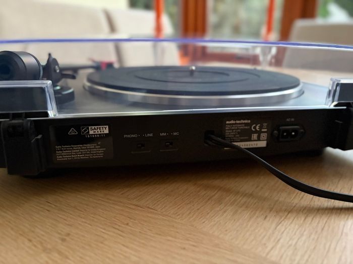 Audio-Technica AT-LP3 Turntable