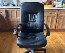 Free spin office chair