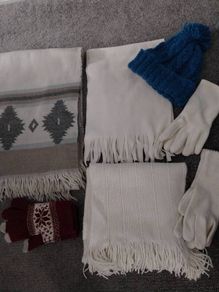 womens hats scarves gloves