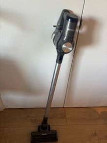 Cordless Vacuum Cleaner