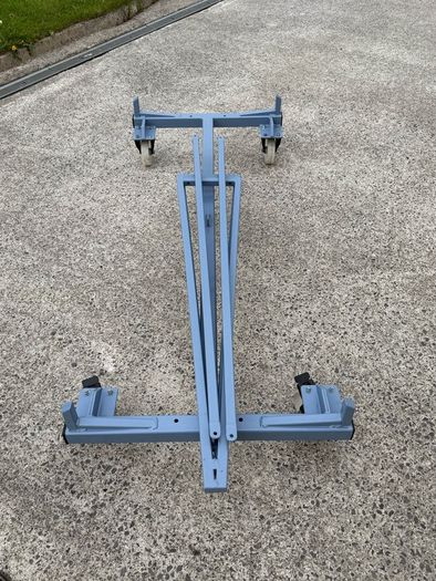 Board Trolley