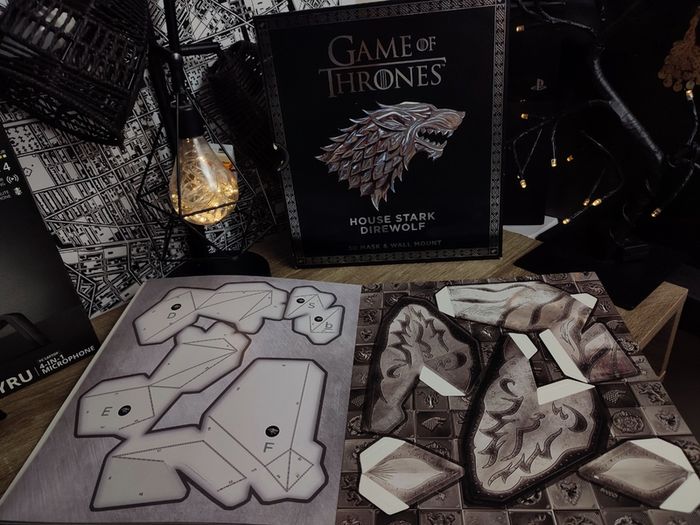Game of Thrones ! House Stark Direwolf ! 3D Mask & Wall Mount ! 2017 ! by Heritage Of Scotland !