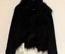 Chip Chip Faux Fur Cropped Jacket Black New with Tags M / 38 / 10