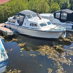 27ft Elysian Centre console