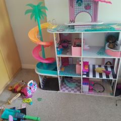 Lol doll house and babg of lols