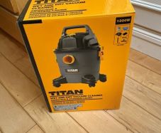Titan TTB774VAC 1300W 16Ltr Wet & Dry Vacuum