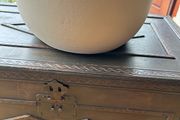 Clay pot colour cream