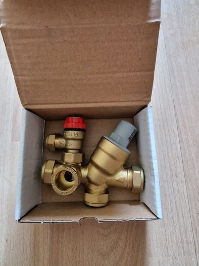 Multibloc Water Control Velve