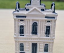 KLM ceramic house no. 86