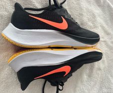 mens run Nike special edition.