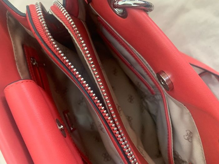 Guess bag