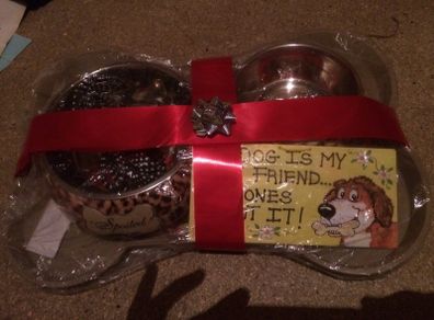 Dog bowl gift set