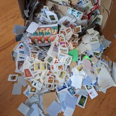 3.5 kg world stamps on paper