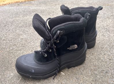 The North Face men's winter boots
