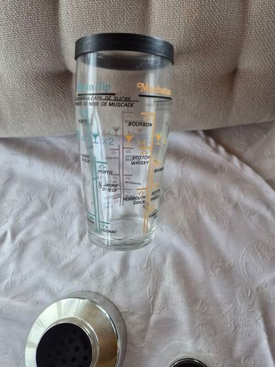 Vintage Arcoroc glass cocktail shaker