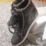 GUESS -shoes Image 3