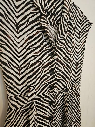 Brown cream zebra print shirt dress size 10-12 (viscose)