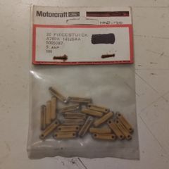 20.5amp pack of fuses.