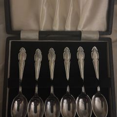 Vintage silver tea spoon set