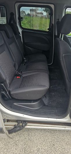 2010 Audi A6 + fiat doblo