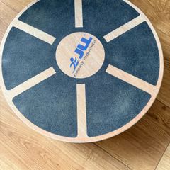 JLL Wooden Balance Board
