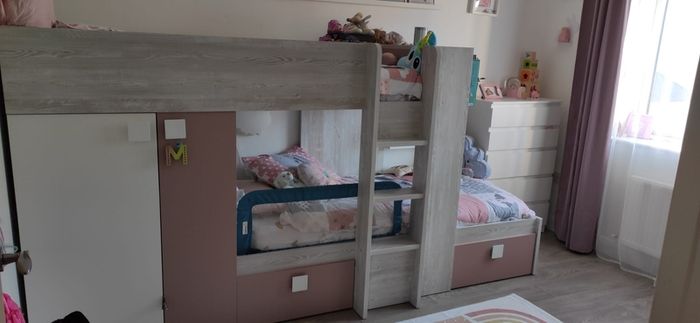 bunk beds