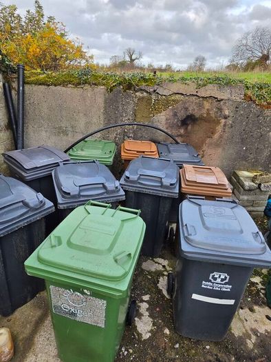 Wheelie bins