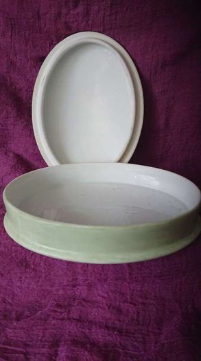 Vintage jewellery box